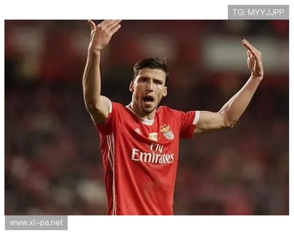 鲁本·迪亚斯:本菲卡青训出身的葡萄牙中卫崛起之路